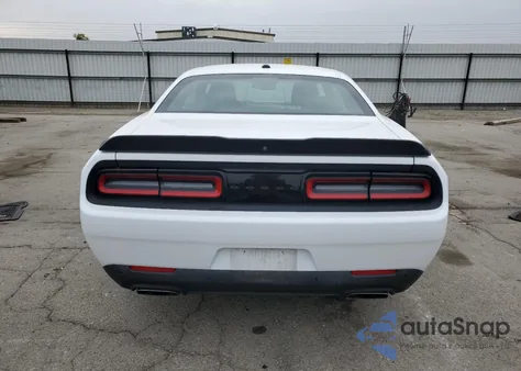 2021 Dodge Challenger R/T z USA, uszkodzony, nr VIN 2C3CDZBT2MH524494